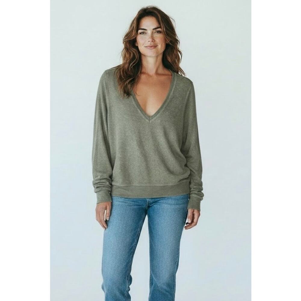 Wildfox Deep V Pullover Sweatshirt Seagrass Green NWT Small